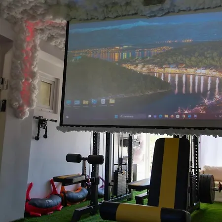Baroque With Pool Sauna Gym Vila Pridraga