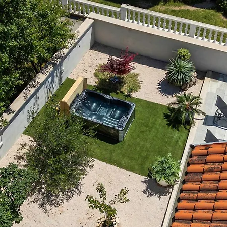 Vila Baroque With Pool Sauna Gym Pridraga
